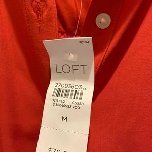 Super flattering dress. Brand new